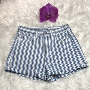American Eagle | Faded Blue & White Striped 5-Pocket Cuffed Short Shorts | 28 W